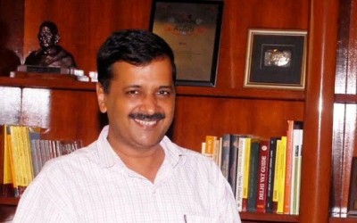 Kejriwal urges Punjab CM Capt. Amarinder SIngh to meet over Delhi pollution issue
