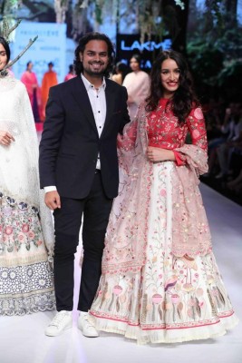 Shraddha Kapoor walks the ramp for Rahul Mishra In Lakme Fashion Week