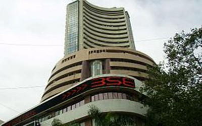 Indian benchmark indices close lower on Tuesday  