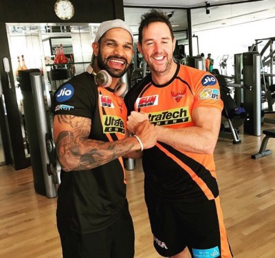 Shikhar Dhawan joins SunRisers Hyderabad teammates at gym