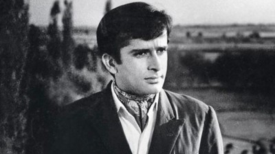 Shashi Kapoor (1938- 2017): Bollywood's handsomest hero with an offbeat streak 