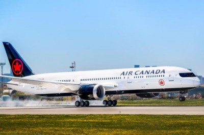US aviation officials probe Air Canada landing in California