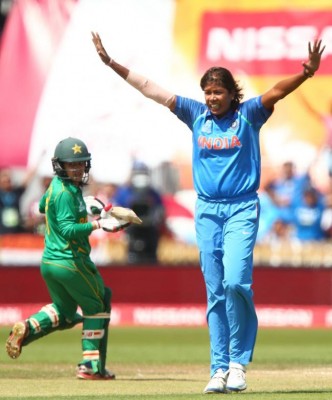 Australia, India edge close to securing semi-finals spots