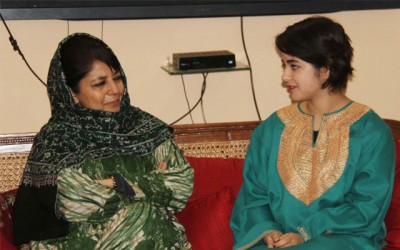 Dangal actress Zaira Wasim meets J&K Chief Minister Mehbooba Mufti