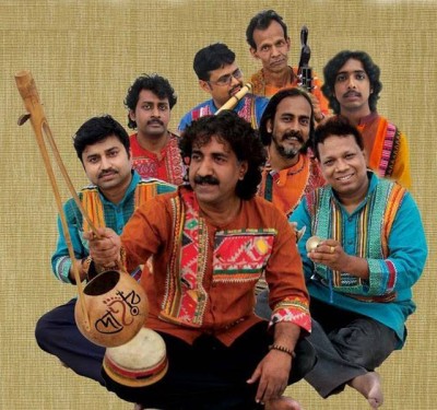 Bengali folk singer Kalika Prasad dies in a car accident