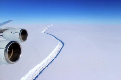 The one trillion tonne iceberg: Larsen C Ice Shelf rift finally breaks through