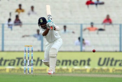 Kolkata Test: India struggle at 74/5 at lunch on Day 2