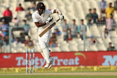 Indian pacers put up fight on Day 5 of Kolkata Test, SL manage to survive