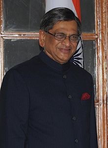 SM Krishna quits Congress