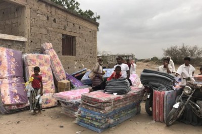 As fresh violence in Yemen sends thousands fleeing their homes, UN agency urges support
