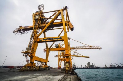 UN aid official in Yemen urges lifting of blockade, says millions a â€˜step away from famineâ€™