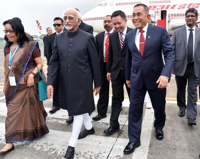 Manohar Parrikar addressing the inaugural ceremony of the RKSP New School Building, in Darjeeling