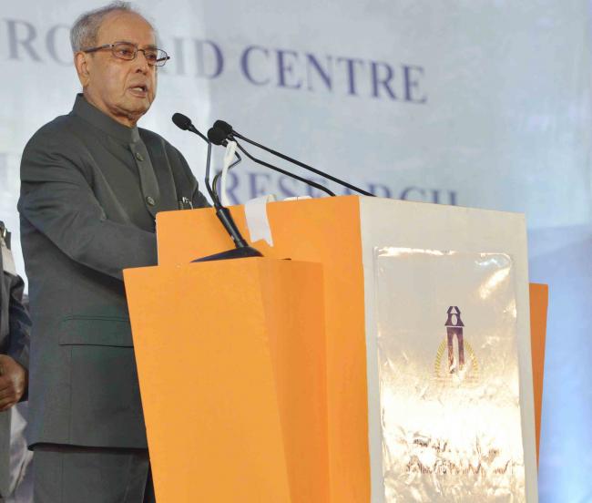  Pranab Mukherjee being felicitated at the presentation of Dr. Malati Allen Noble Award, Dr. Sarkar Allen Mahatma Mahnemann Award and Dr. Sarkar Allen Swamiji Award instituted by the Dr. Malati Allen Charitable Trust,