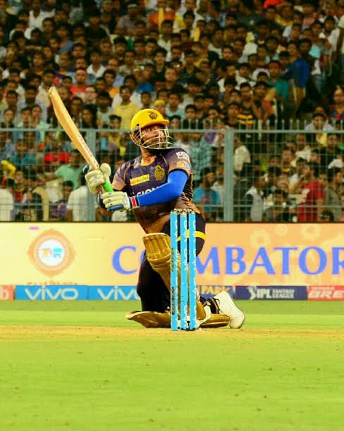 IPL: Kolkata witnesses KKR take on Gujarat Lions at Eden Gardens