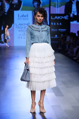 LFW: Disha Patani walks down ramp for Ritu Kumar