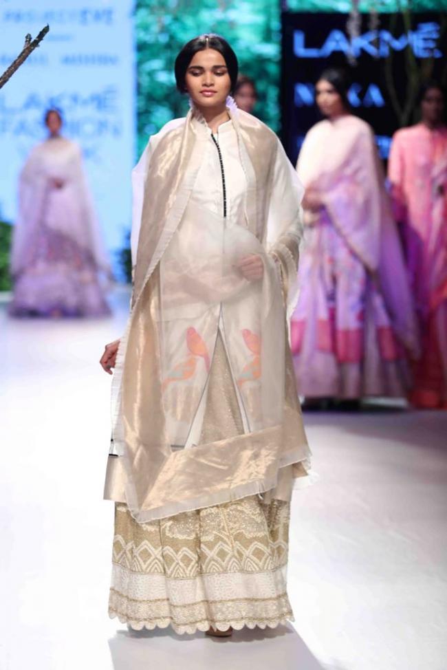 Shraddha Kapoor walks the ramp for Rahul Mishra In Lakme Fashion Week