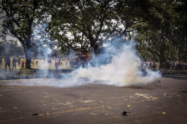 Glimpse: Lefts hold protest March to state secretariat Nabanna, clash with police