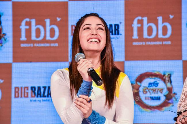Kolkata: Yami Gautam launches FBB Pujo Fashion
