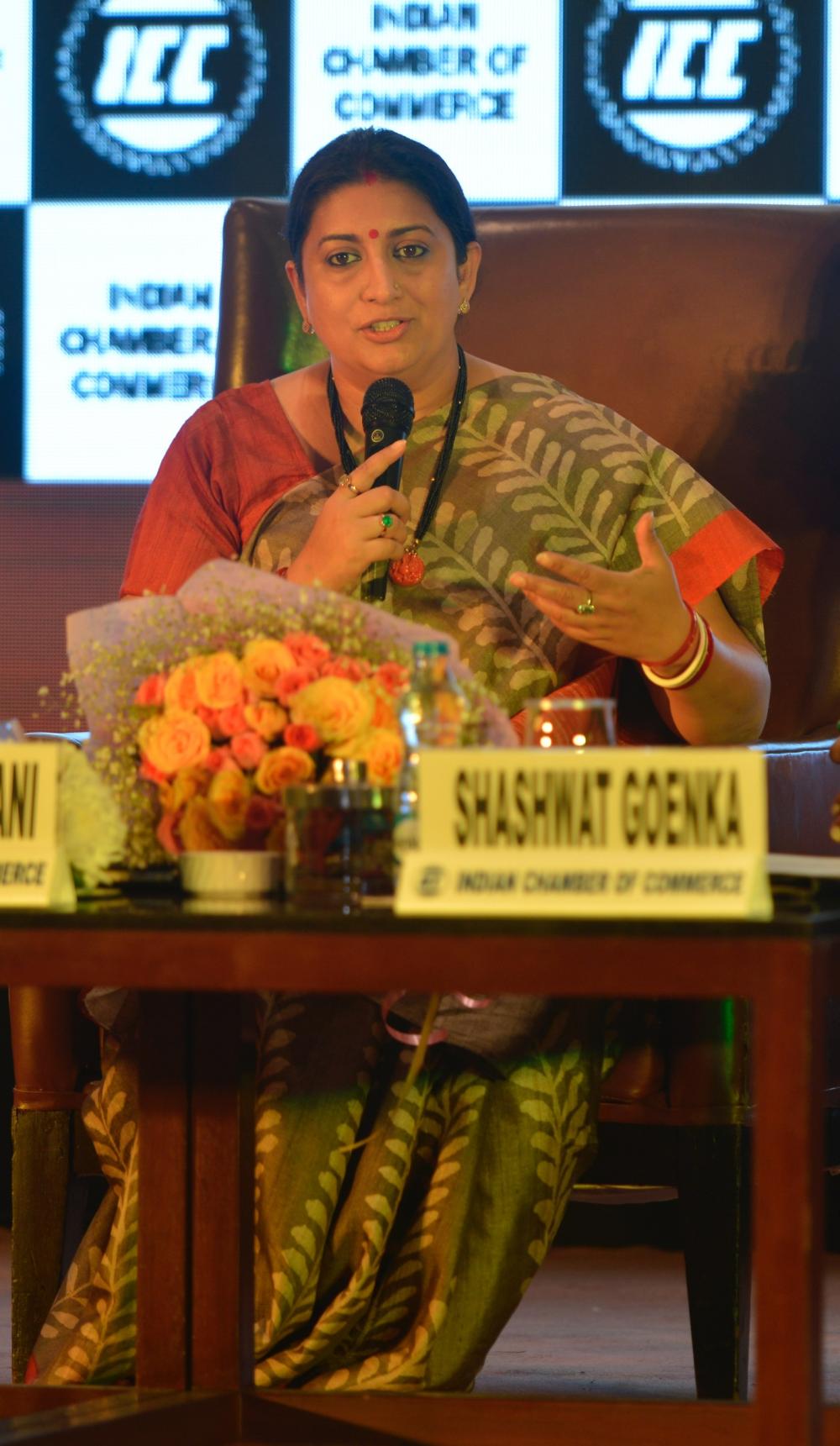 Smriti Irani visits Kolkata, holds interactive session on textile ministry