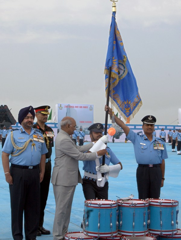 Air Chief Marshal B.S. Dhanoa  calla on President  Ram Nath Kovind  