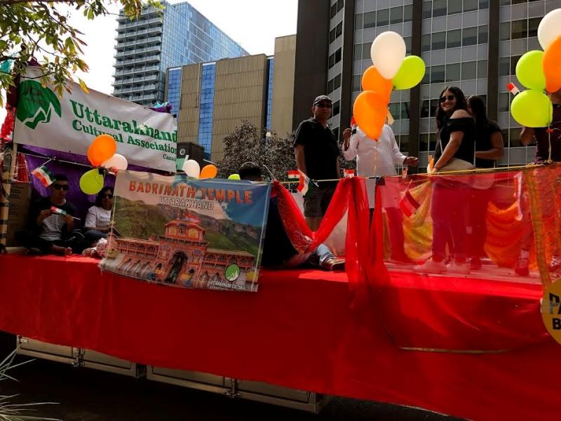 Toronto's India Day Parade pays tribute to Indian multiculturalism 