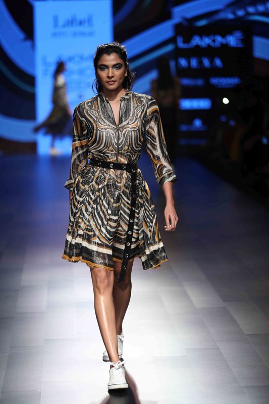 Bollywood actress Taapsee Pannu sizzles LFW ramp