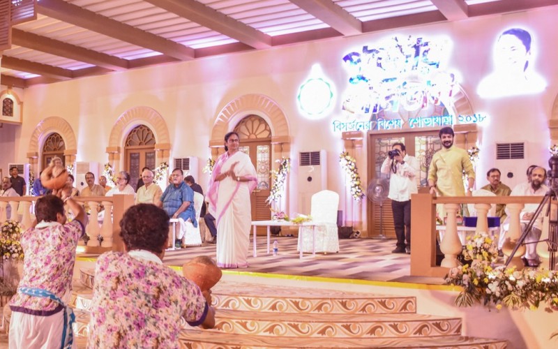 Award-winning Durga idols paraded in Kolkata's Red Road Carnival