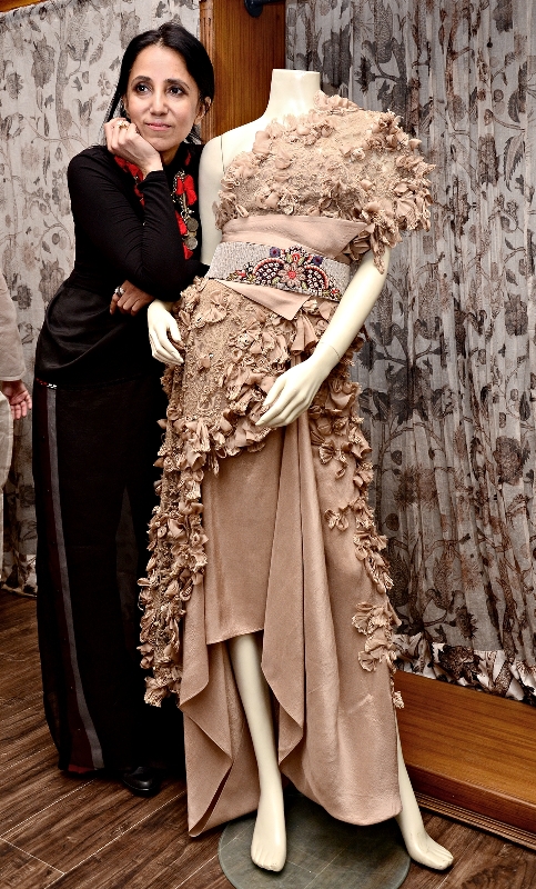 Anamika Khannaâ€™s Grand Finale Collection for LakmÃ© Fashion Week Summer Resort 2018