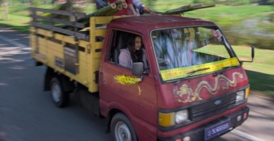 Sonakshi Sinha drives truck in Happy Phirr Bhag Jayegi