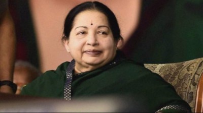 Jayalalithaa birth anniversary : CM Palaniswami and deputy Paneerselvam unveil statue at AIADMK office