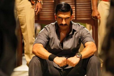 Ranveer Singh takes fans into sets of Simmba