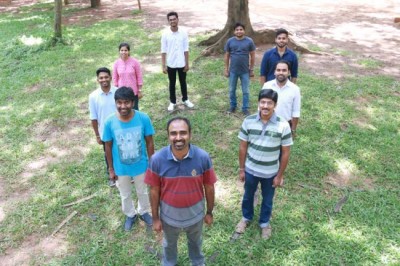 IamHere: Your neighbourhood mobile app to connect people, businesses and causes