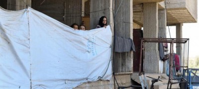 As many as 330,000 displaced by heavy fighting in south-west Syria â€“ UN agency