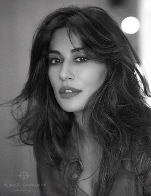Chitrangda Singh shares striking pictures on Instagram 