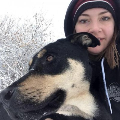 Humboldt Broncos trainer Dayna Brons dies from injuries suffered in crash