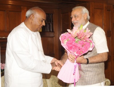 Prime Minister Narendra Modi, Mamata Banerjee wish  HD Deve Gowda on birthday 