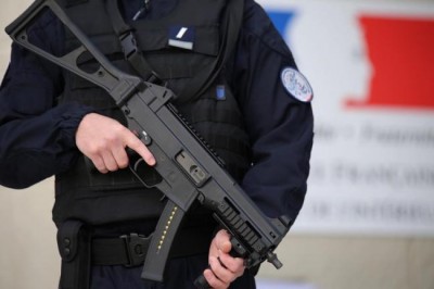 France foils new attack by Egyptian nationals