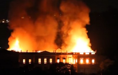 Brazil: Massive fire destroys National Museum 