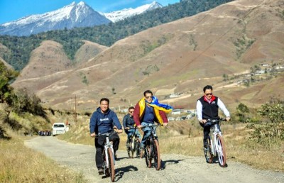 Salman Khan enjoys cycling with Kiren Rijiju in scenic Arunachal Pradesh  