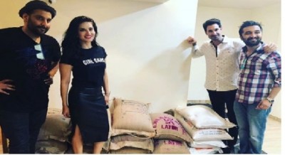 Sunny Leone donates 1200 kilos of food to help Kerala flood victims