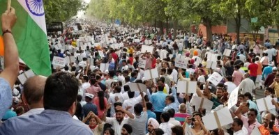 Left joins AAP protest against Centre in New Delhi