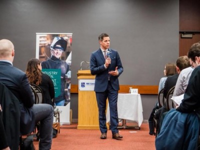 Easier to meet Canada PM Trudeau than Premier Brian Pallister: Manitoba Mayor Bowman