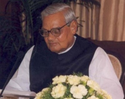 PM Modi mourns Atal Bihari Vajpayee's death, says 'end of an era'