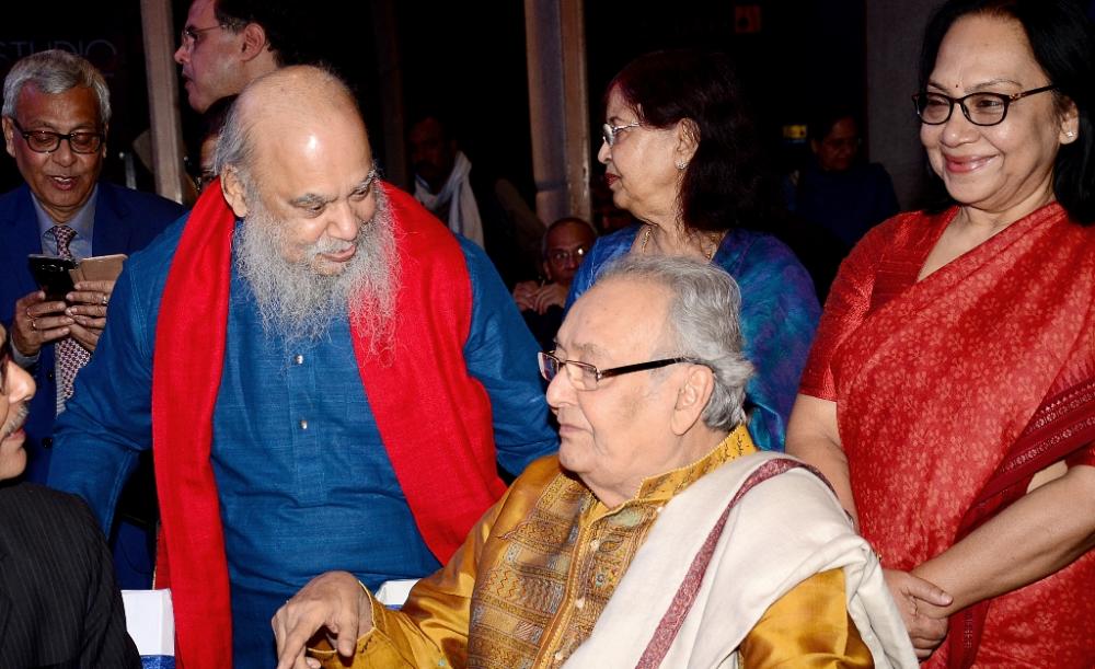 Soumitra Chatterjee receives Legion of Honours