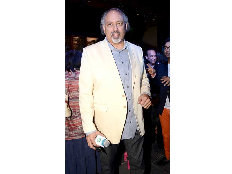 Starbucks opens its stores in Kolkata