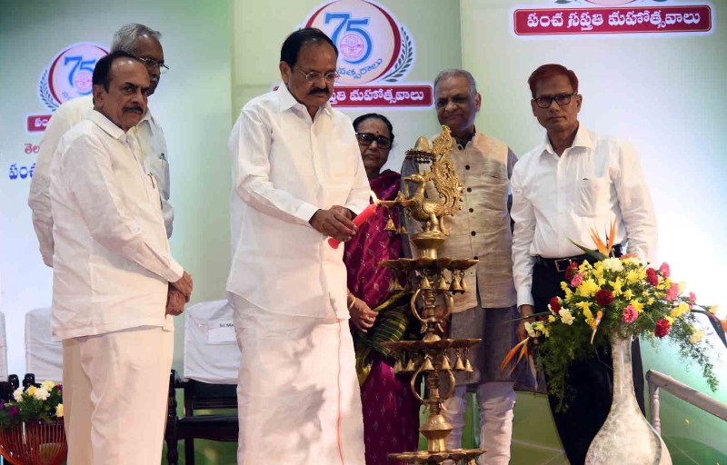 VP M. Venkaiah Naidu  in  Lucknow 