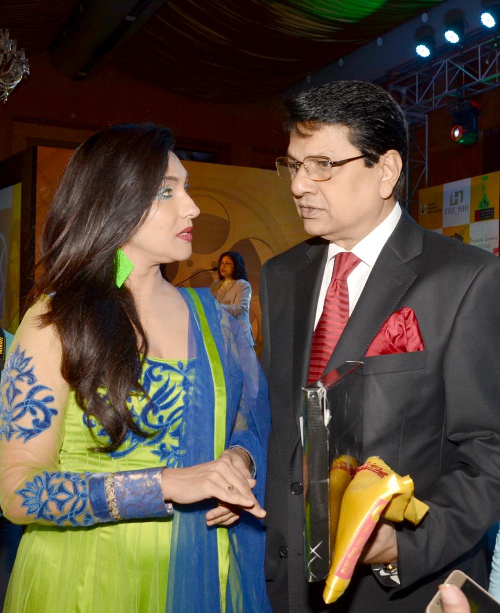 Tollywood actors attend Bengal International Short Film Festival felicitation ceremony