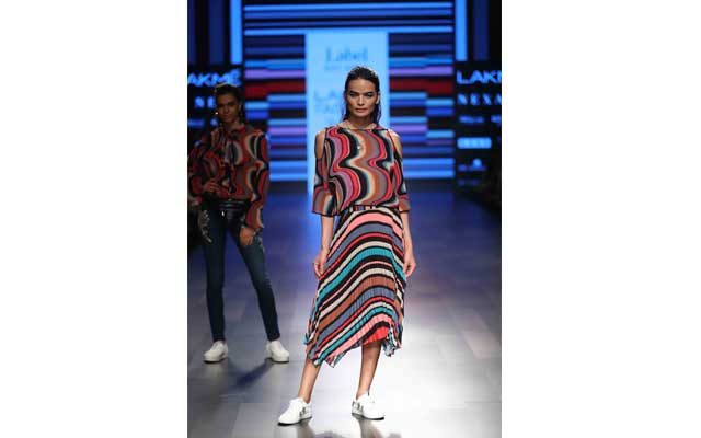 Bollywood actress Taapsee Pannu sizzles LFW ramp