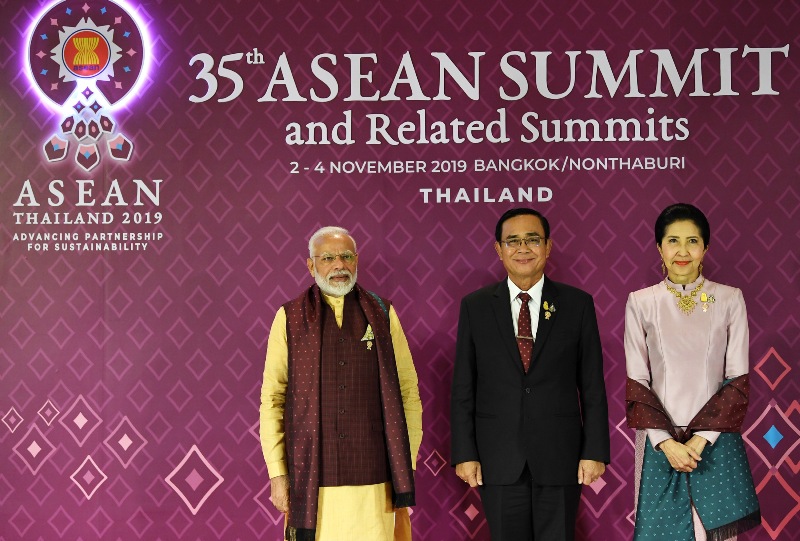 Narendra Modi meets Prime Minister of Thailand General Prayut Chan-o-cha