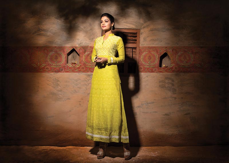 Nakshi launches its Pujo Tribe collection for the festive season